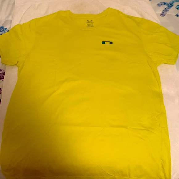 Men’s Oakley T-shirt 2XL - Picture 1 of 7